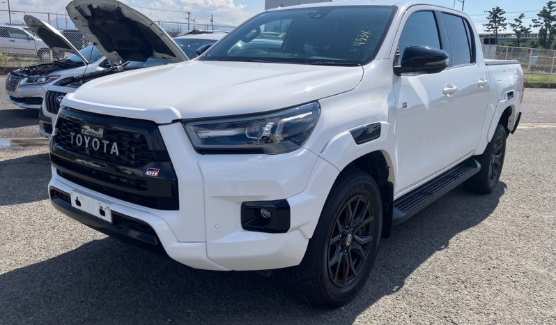 
								Toyota Hilux full									