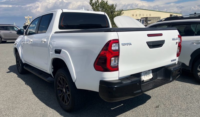 
								Toyota Hilux full									