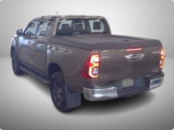 
										Toyota Hilux full									