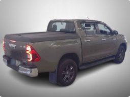 
										Toyota Hilux full									