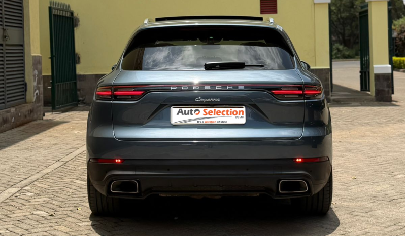 
								Porsche Cayenne full									