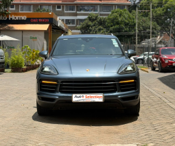 
										Porsche Cayenne full									