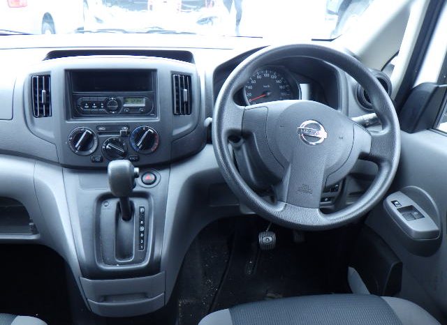 
								Nissan NV200 Vanette full									