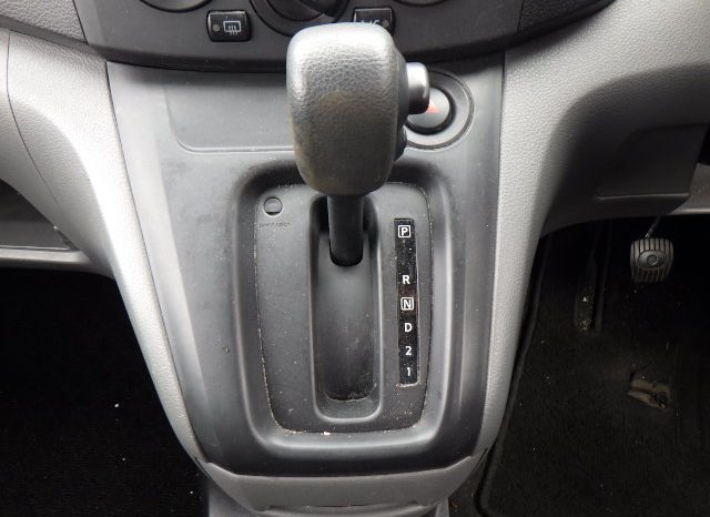
								Nissan NV200 Vanette full									