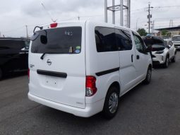 
										Nissan NV200 Vanette full									