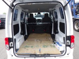 
										Nissan NV200 Vanette full									