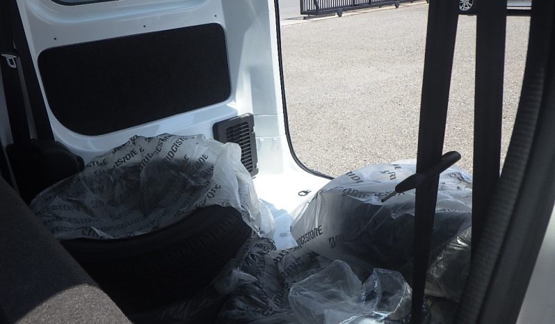 
								Nissan NV200 Vanette full									