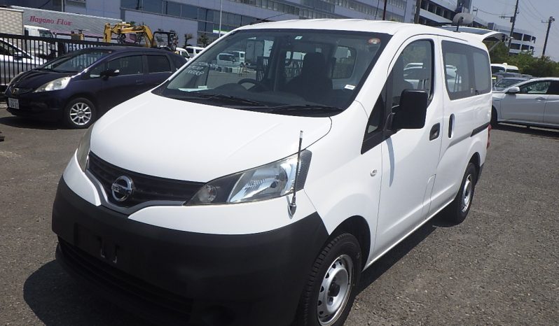 
								Nissan NV200 Vanette full									