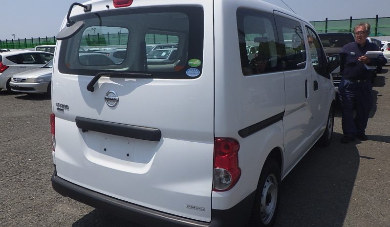 
								Nissan NV200 Vanette full									