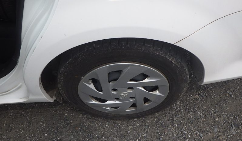 
								Toyota Axio full									