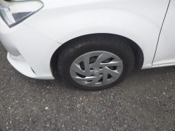 
										Toyota Axio full									