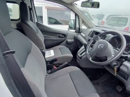 
										Nissan NV200 Vanette full									