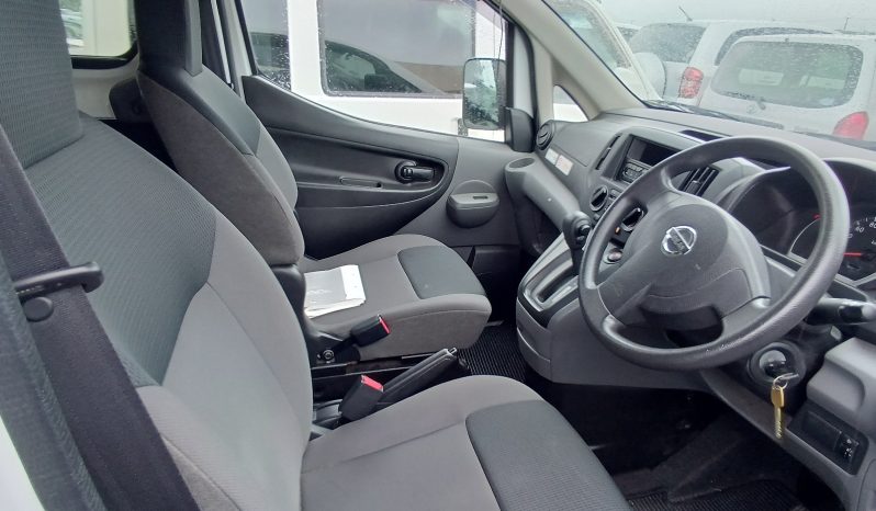 
								Nissan NV200 Vanette full									