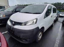 
										Nissan NV200 Vanette full									