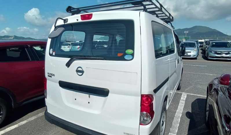 
								Nissan NV200 Vanette full									