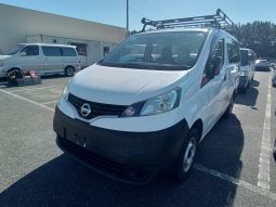 
										Nissan NV200 Vanette full									