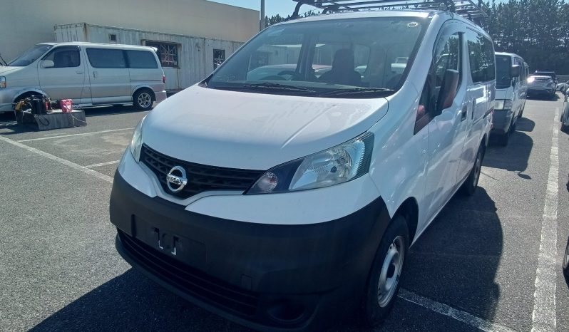 
								Nissan NV200 Vanette full									