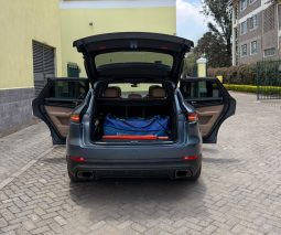 
										Porsche Cayenne full									
