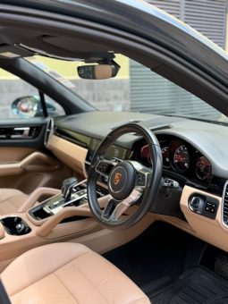 
										Porsche Cayenne full									